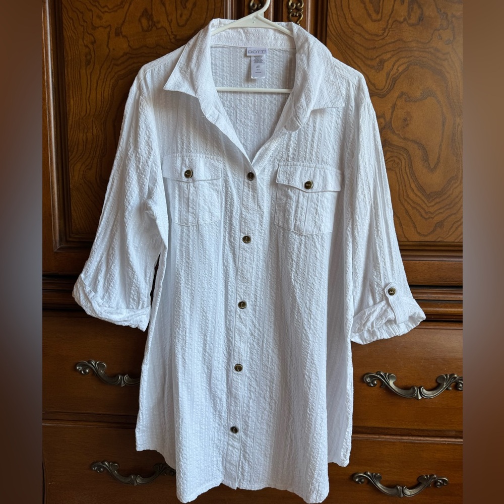 Dotti Textured White Button Front Shirt